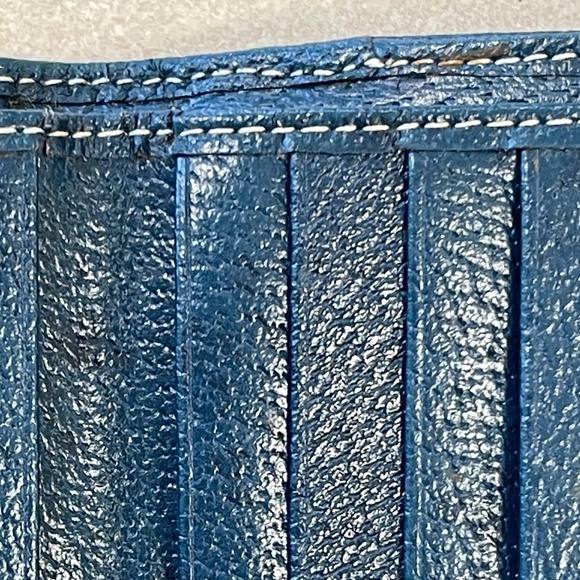 Gucci Horsebit Brown Canvas Buckle Compact Wallet w/ Navy Leather Trim- Preowned - Picture 7 of 14